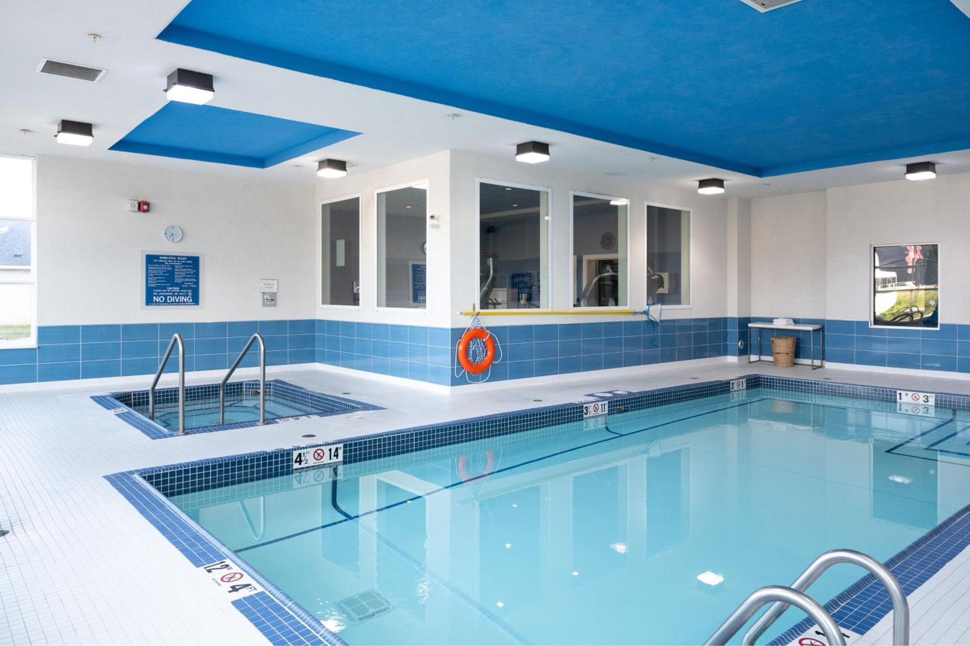 Four Points By Sheraton Edmonton International Airport Nisku Extérieur photo