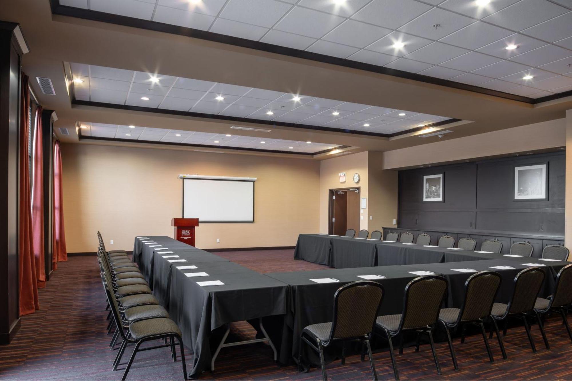 Four Points By Sheraton Edmonton International Airport Nisku Extérieur photo